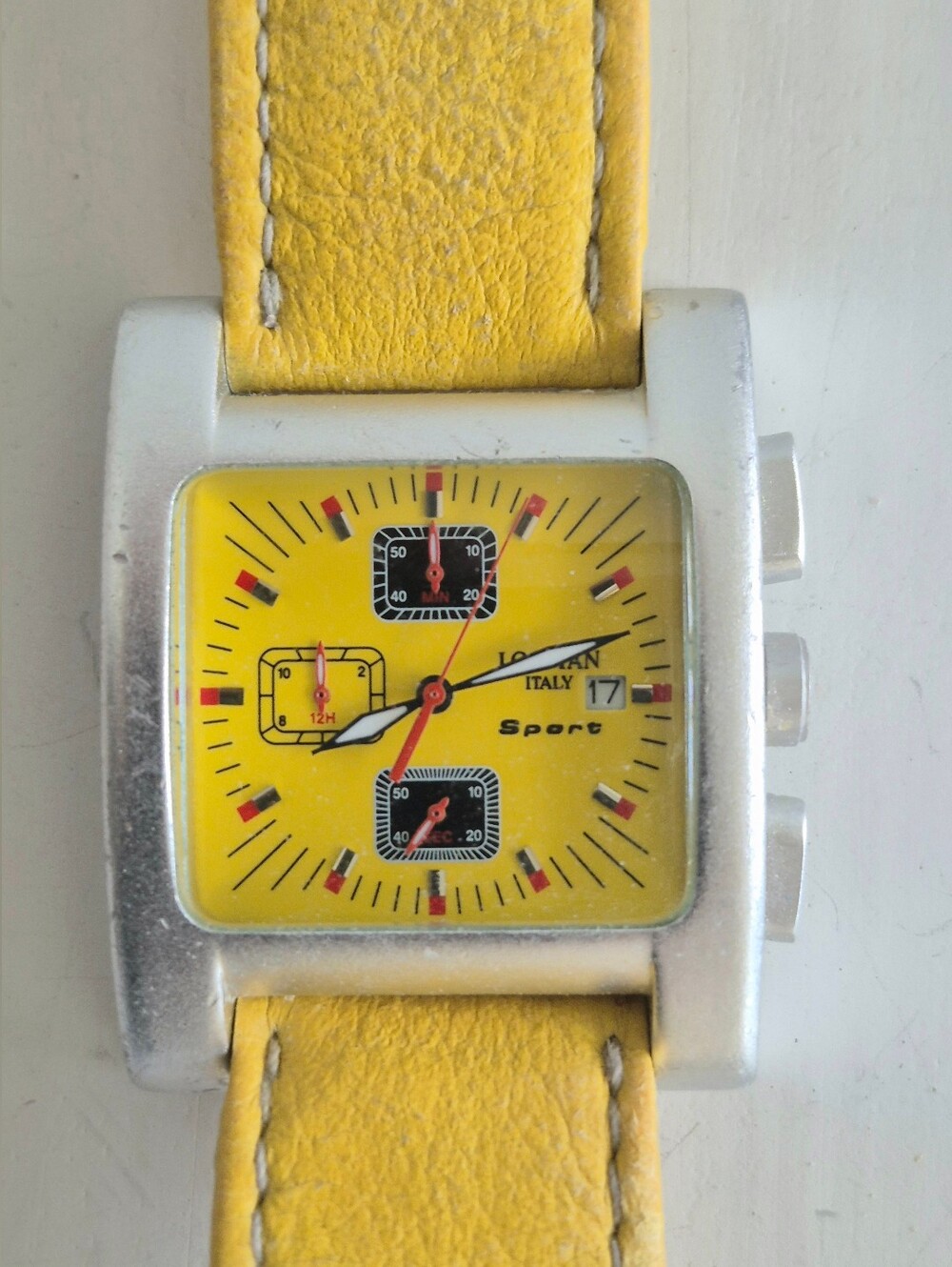 Italy Sport Chronograph Watch in Yellow Leather
